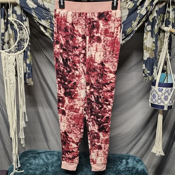 Derek Heart Pants Jumpsuits 325 New Derek Heart Rasberry Tie